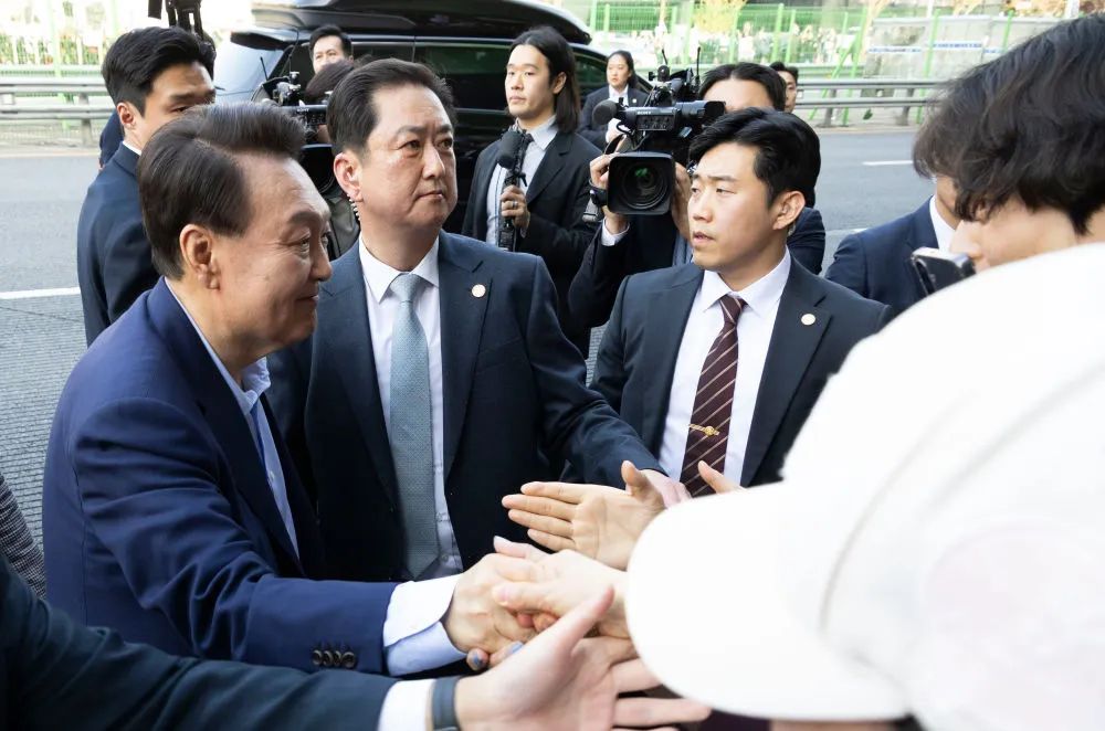 尹锡悦，或面临终身监禁甚至死刑(图1)
