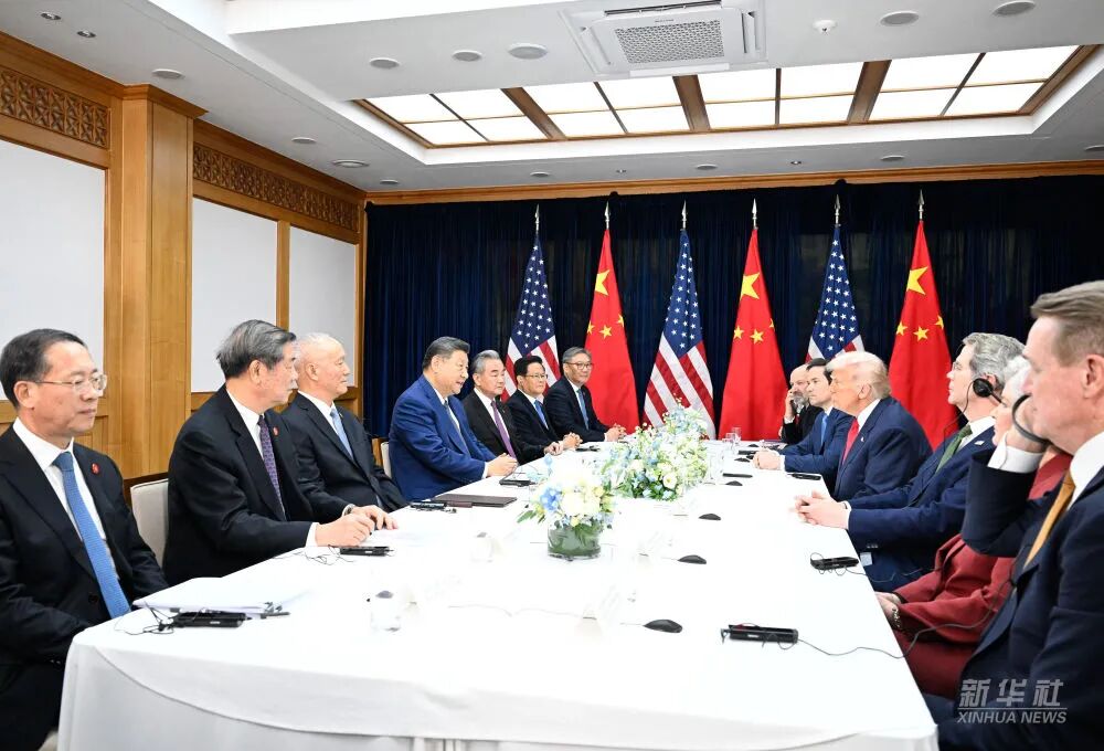 详讯:习近平同美国总统特朗普在釜山举行会晤(图2) 详讯:习近平同美国总统特朗普在釜山举行会晤(图2)